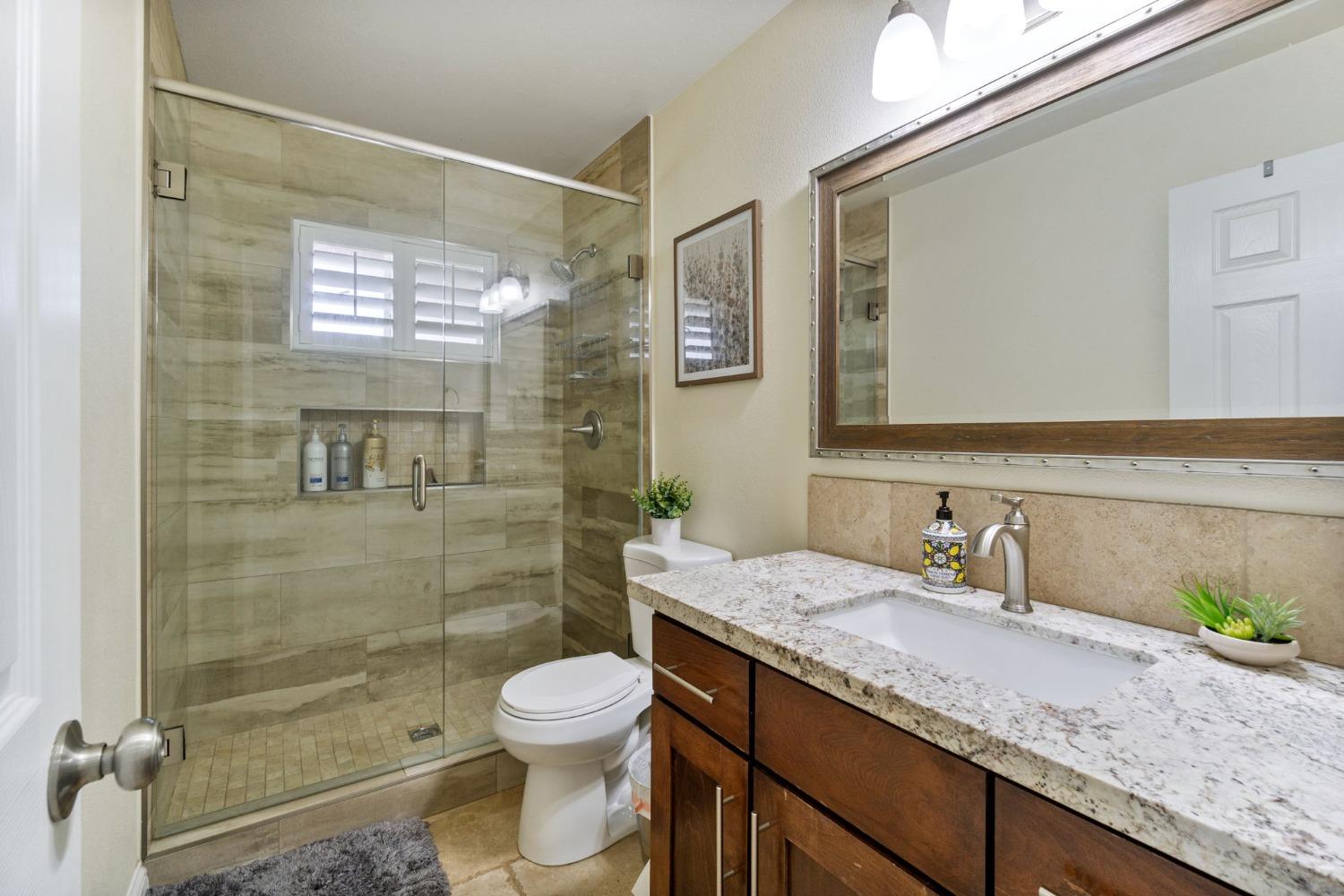 38176 Cardinal Lane Squaw Valley, CA 93675 - Photo 17 of 42