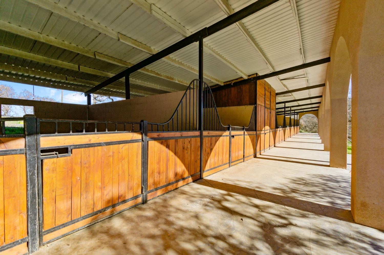 38176 Cardinal Lane Squaw Valley, CA 93675 - Photo 30 of 42