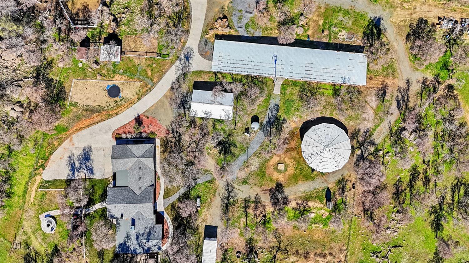 38176 Cardinal Lane Squaw Valley, CA 93675 - Photo 41 of 42