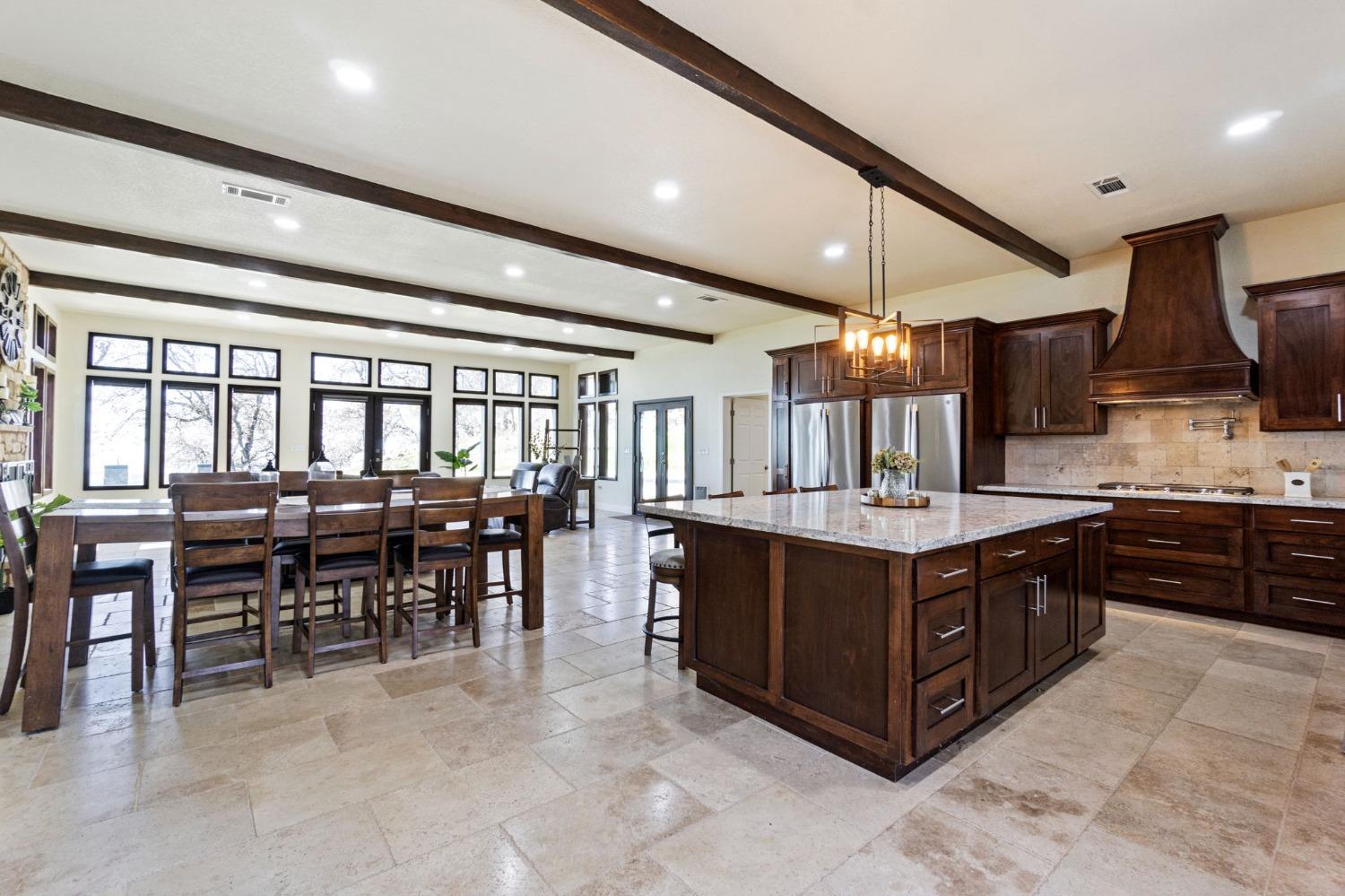 38176 Cardinal Lane Squaw Valley, CA 93675 - Photo 9 of 42