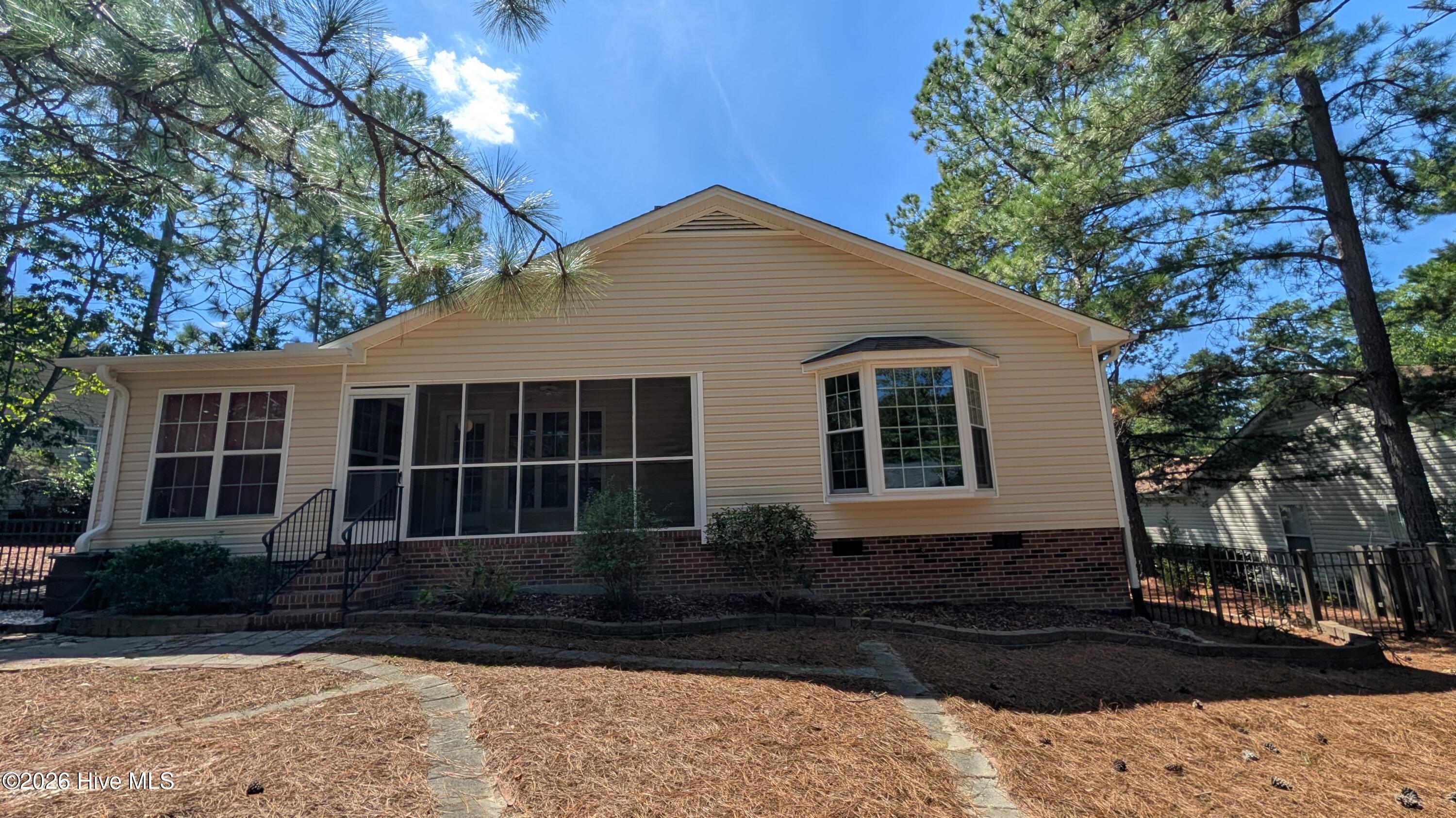 320 Fox Run Road Pinehurst, NC 28374 - Photo 8 of 12 Gallery Image 8