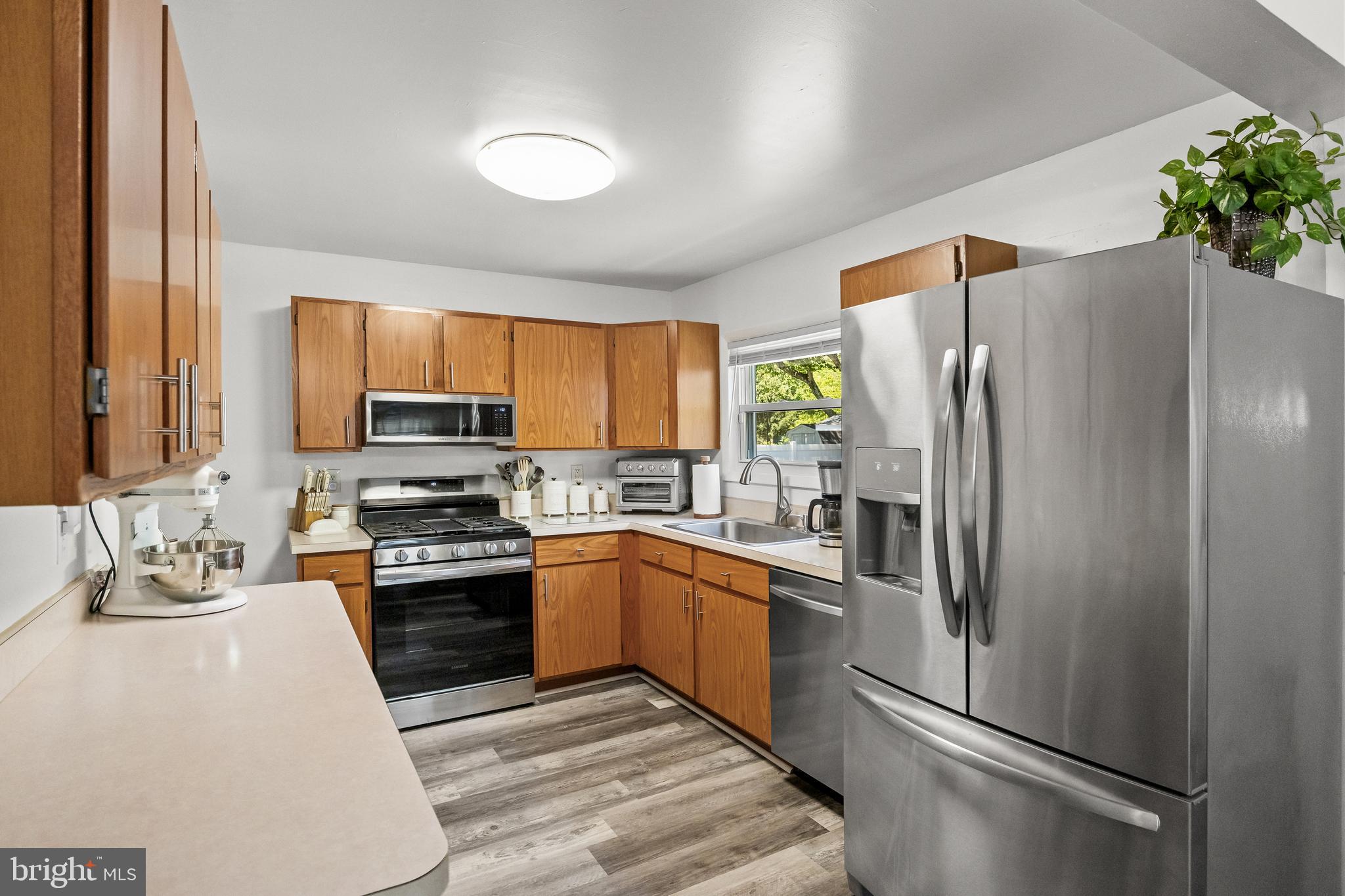 155 West Hampton Street Pemberton, NJ 08068 - Photo 10 of 33
