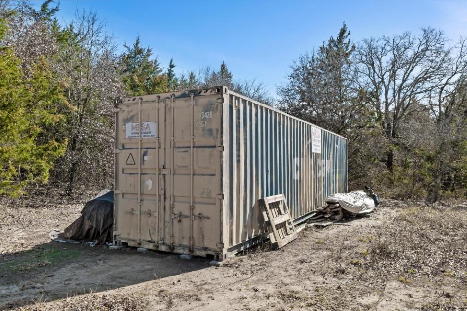 298 Greanead Road Forestburg, TX 76239 - Photo 38 of 38 a backyard of a house