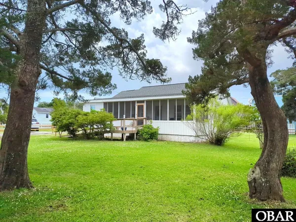 $750,000 | 690 Irvin Garrish Highway, Unit 2B, Ocracoke, NC 27960