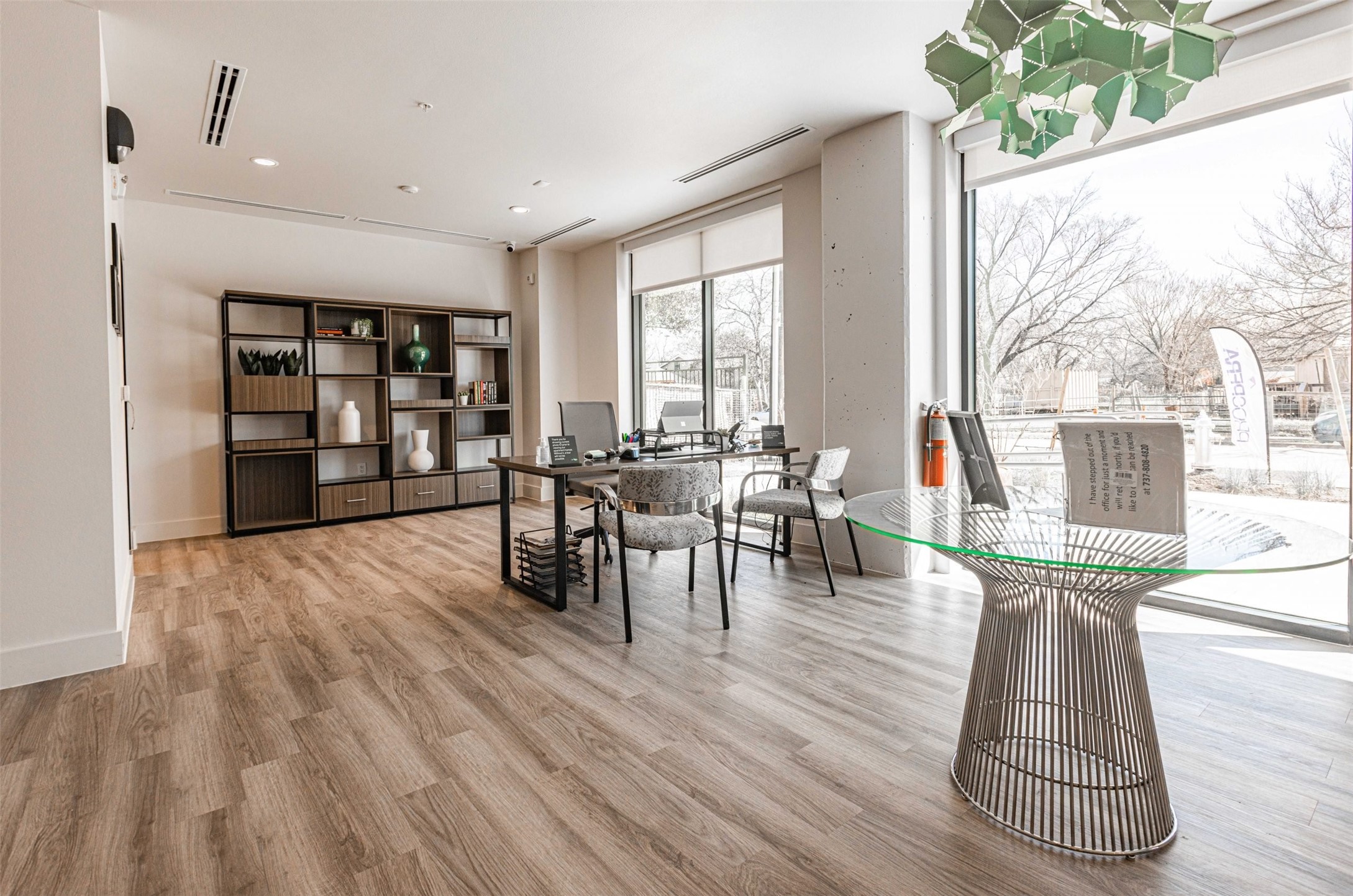 1806 Clubview Avenue Austin, TX 78741 - Photo 7 of 8