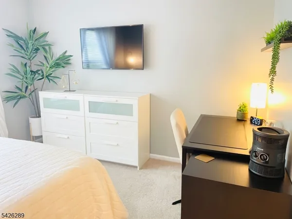 $375,000 | 322 Stratford Place, Unit 322, Bridgewater, NJ 08805