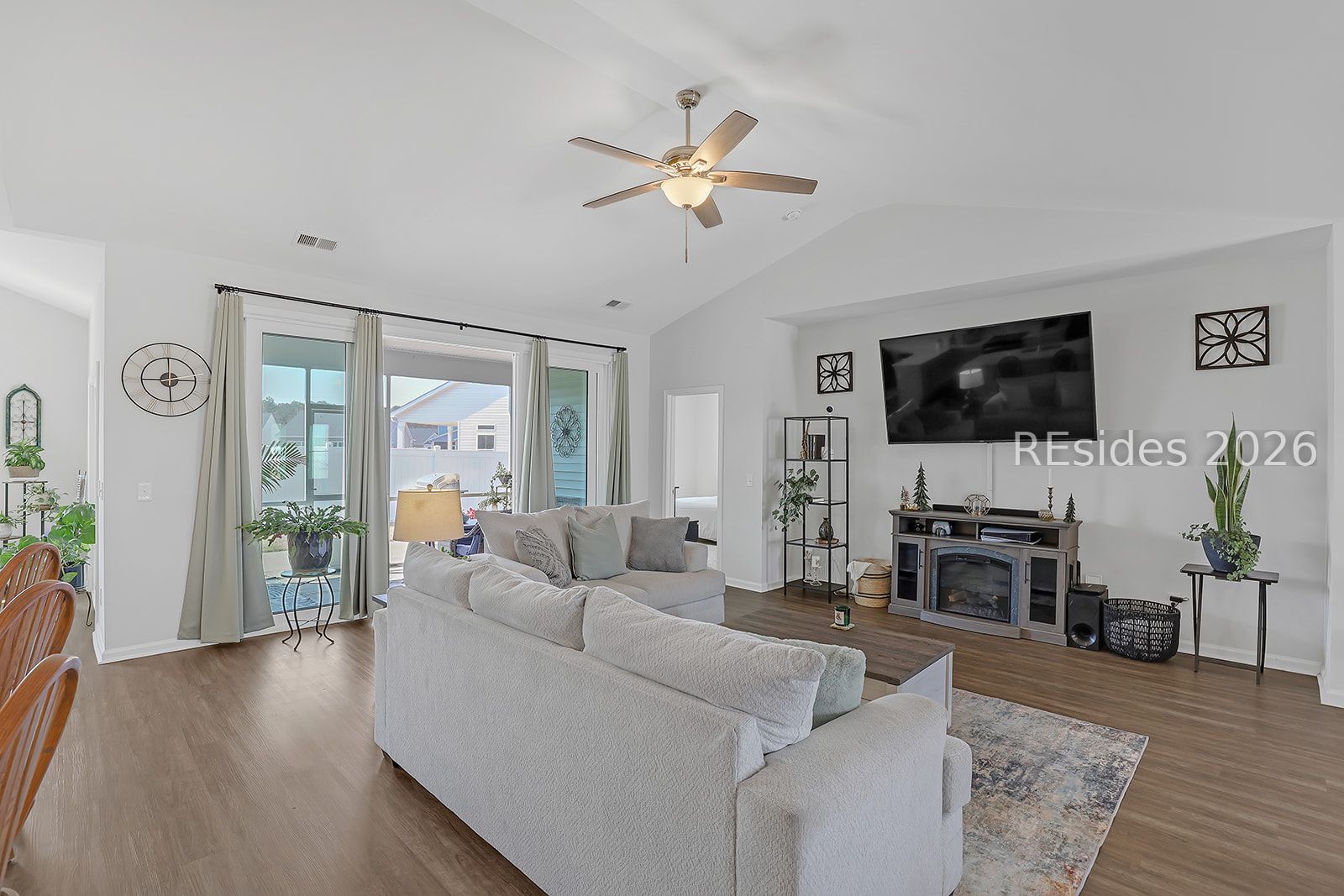 180 Sullivan Circle Ridgeland, SC 29936 - Photo 11 of 70 Multi-slider to screened porch