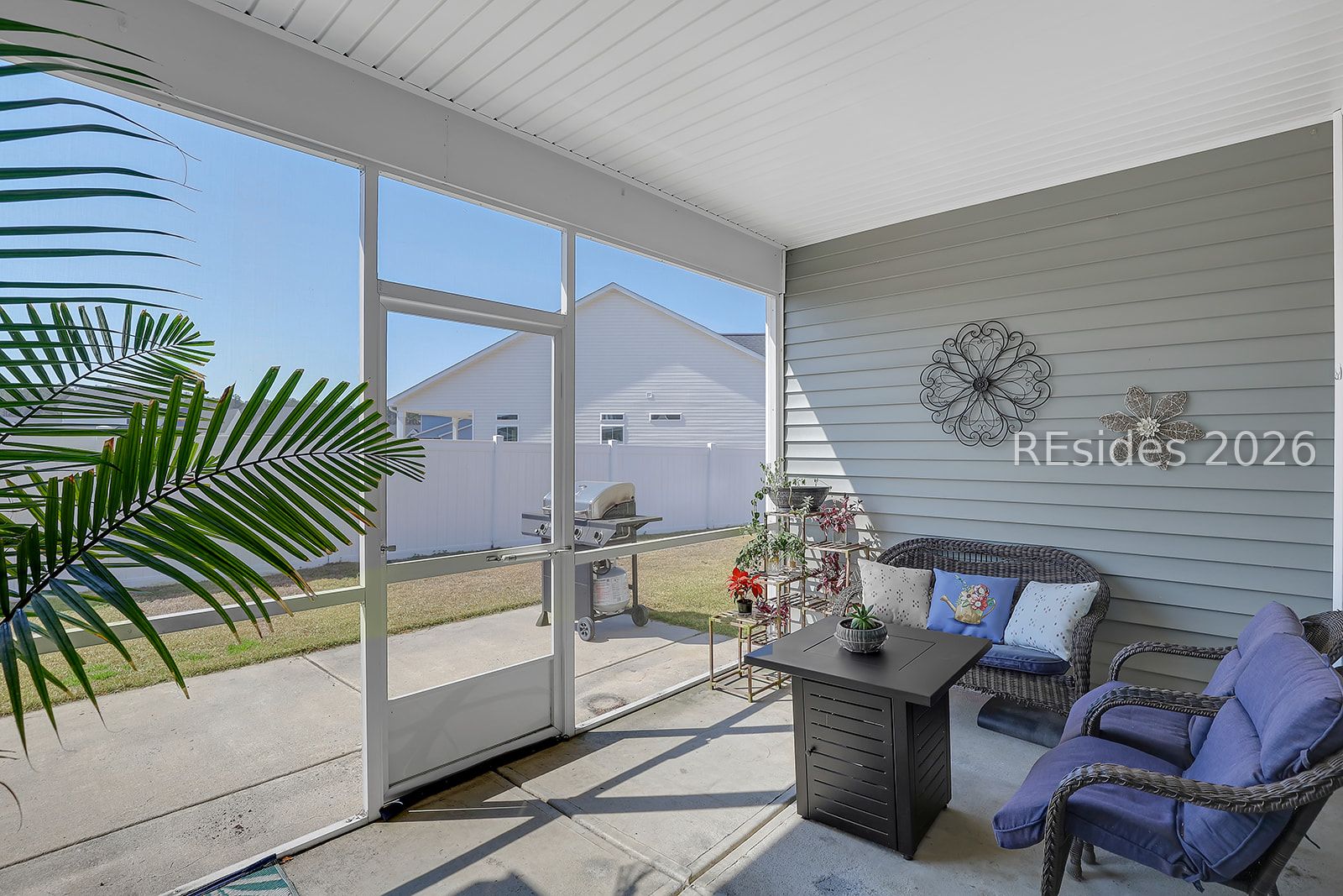 180 Sullivan Circle Ridgeland, SC 29936 - Photo 42 of 70 Screened porch