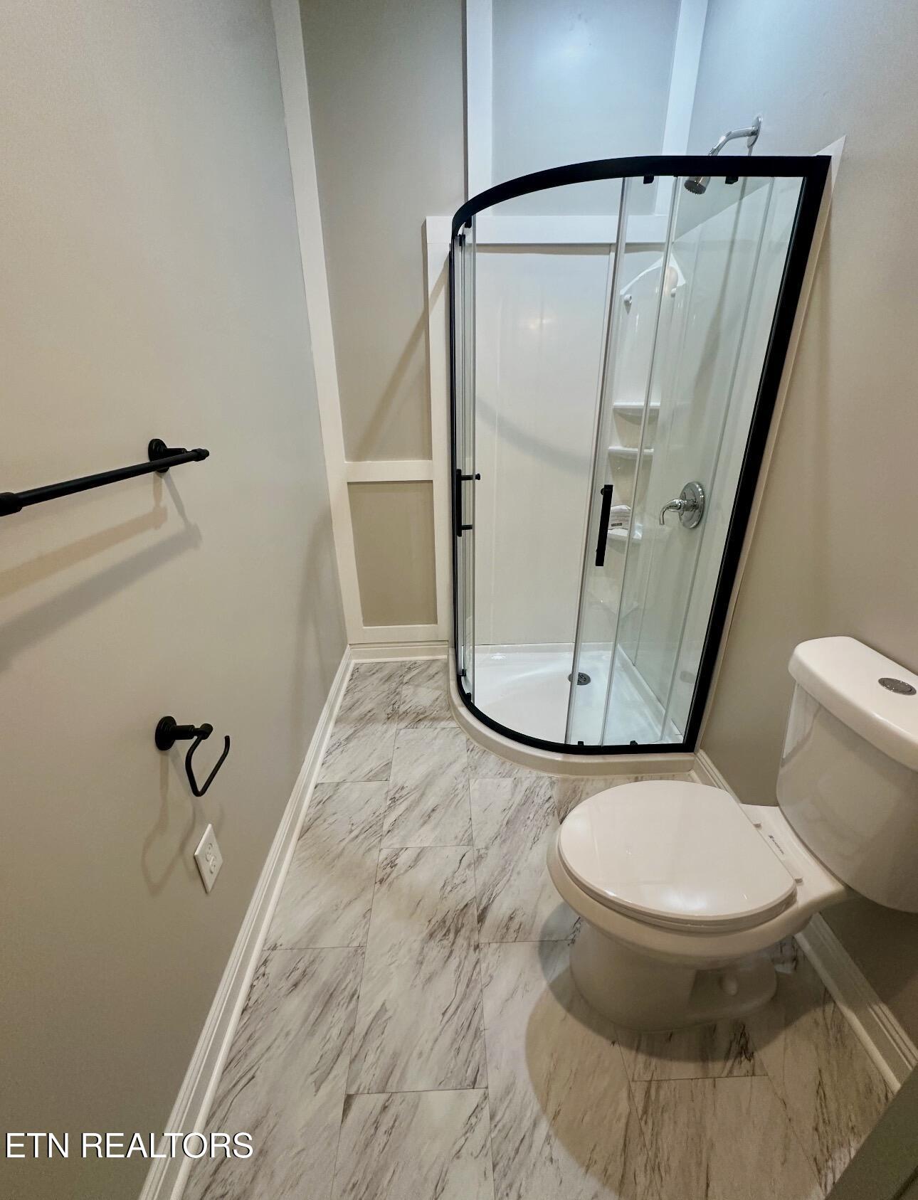 1507 Roberson Spring Road Loudon, TN 37774 - Photo 11 of 26 IMG_9232