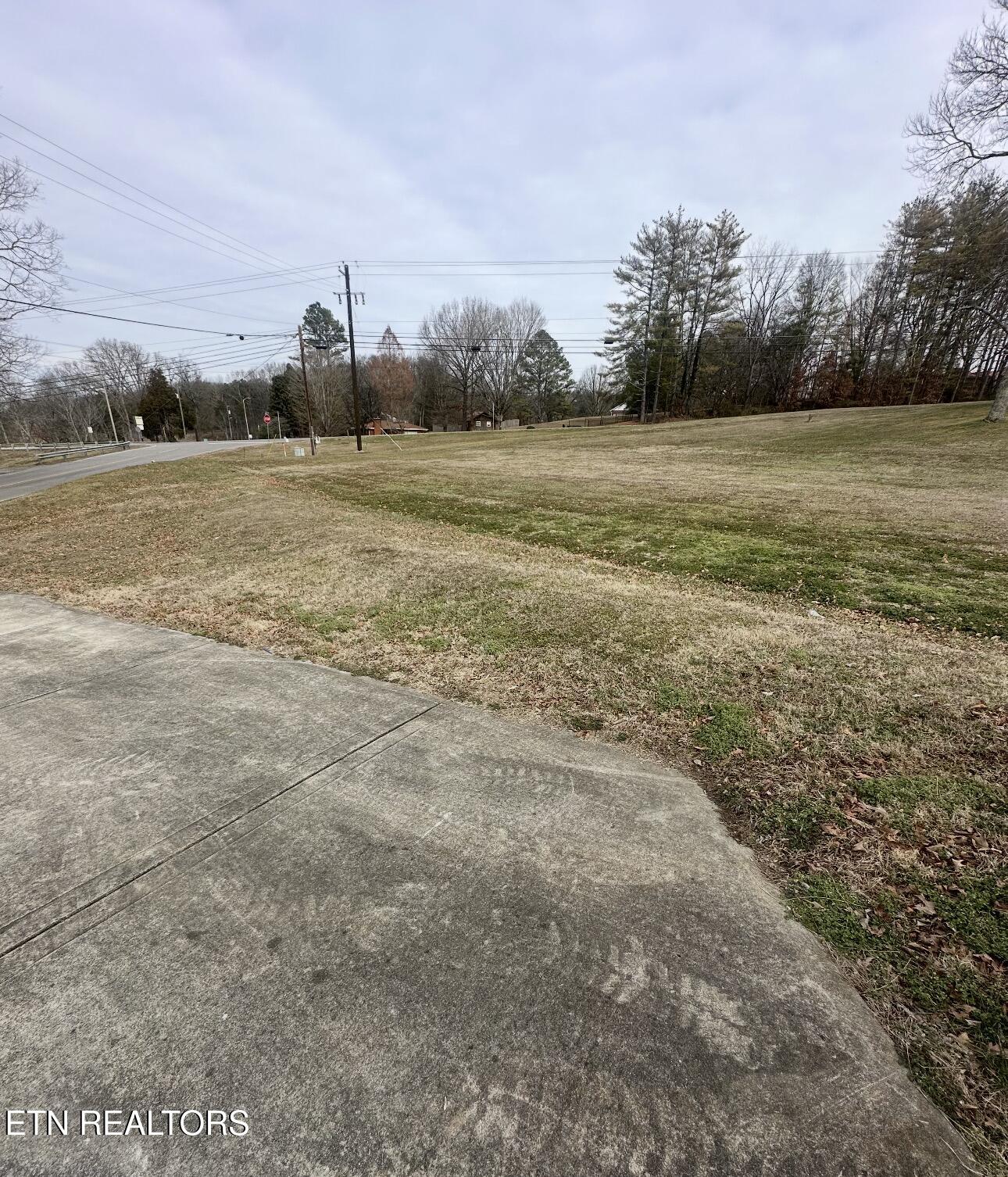 1507 Roberson Spring Road Loudon, TN 37774 - Photo 24 of 26 IMG_9230