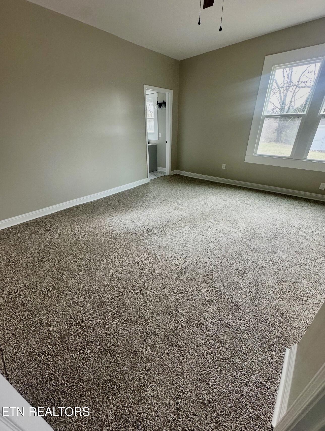 1507 Roberson Spring Road Loudon, TN 37774 - Photo 9 of 26 IMG_9244