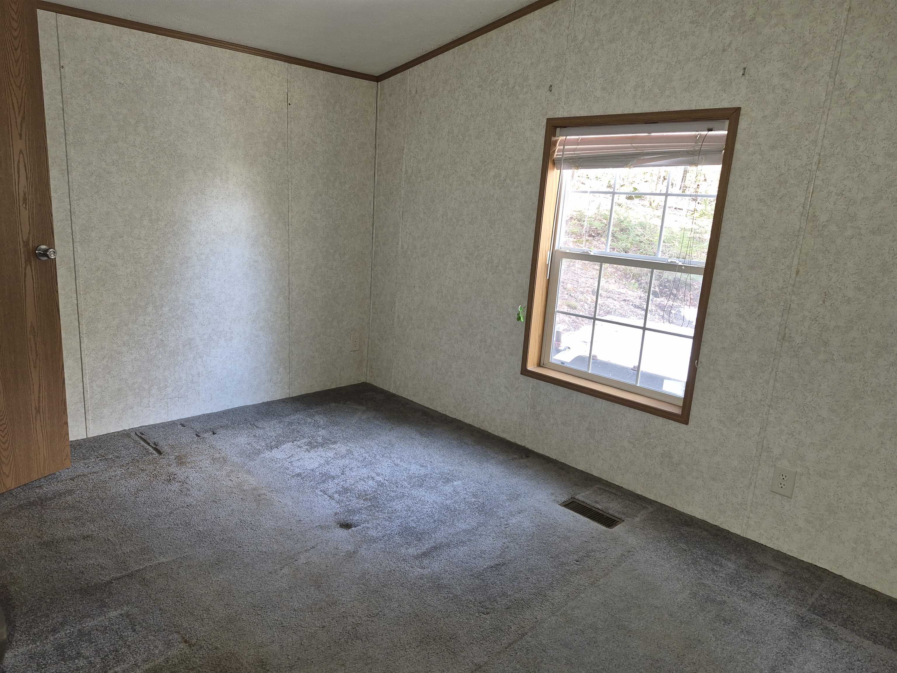 69 Parade Ground Cemetery Road Warner, NH 03278 - Photo 12 of 14