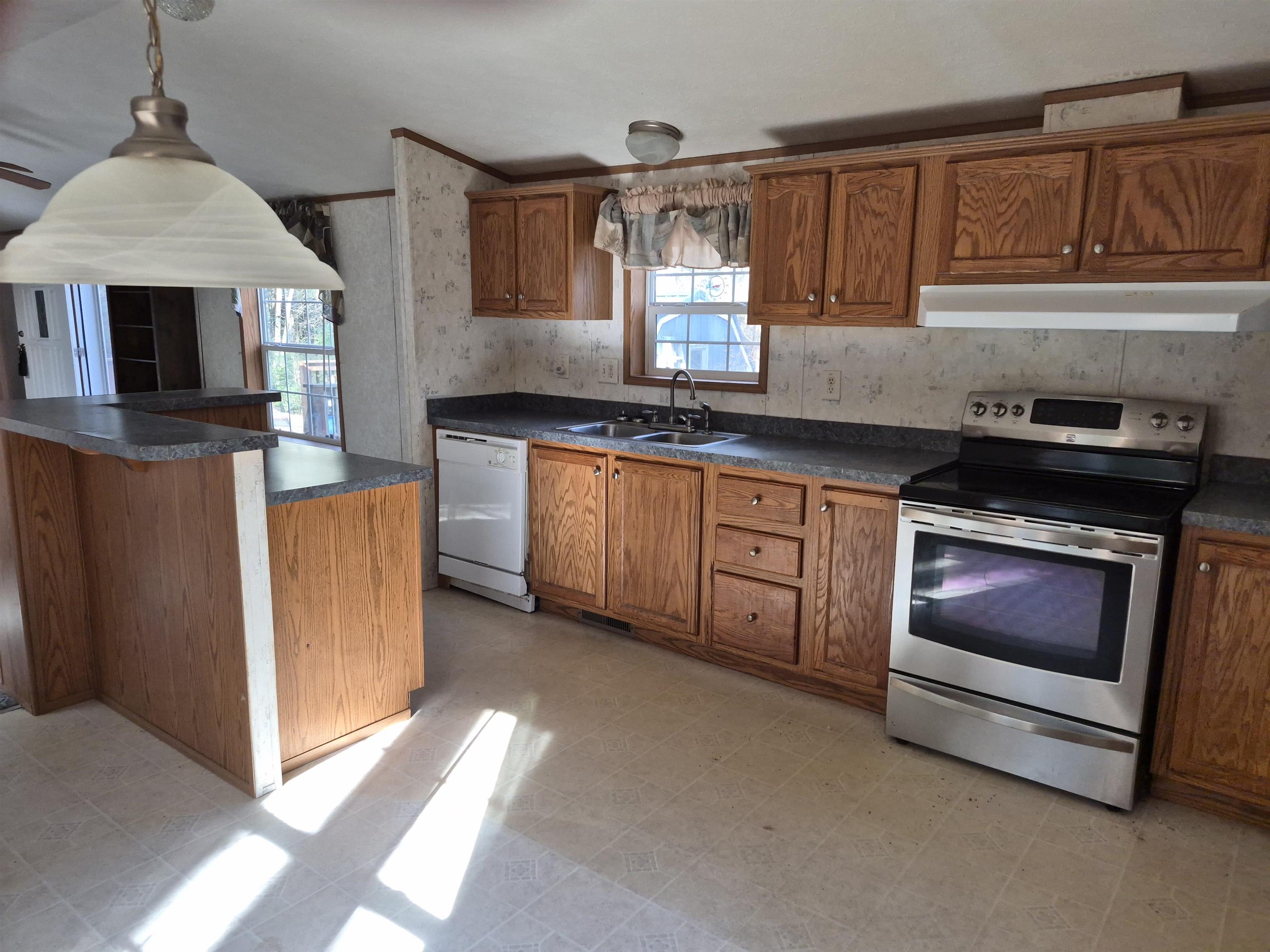 69 Parade Ground Cemetery Road Warner, NH 03278 - Photo 6 of 14