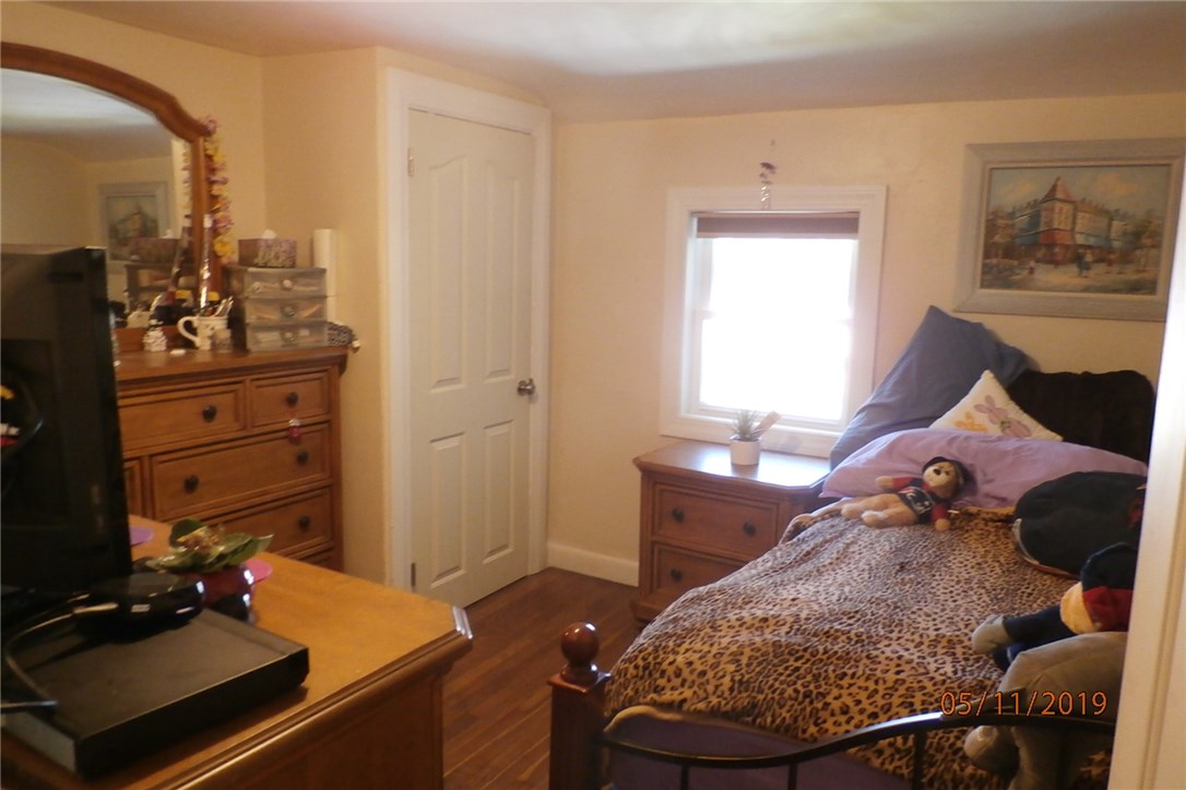 108 Lakeland Road Cranston, RI 02910 - Photo 21 of 31 1ST FLOOR 2ND BEDROOM