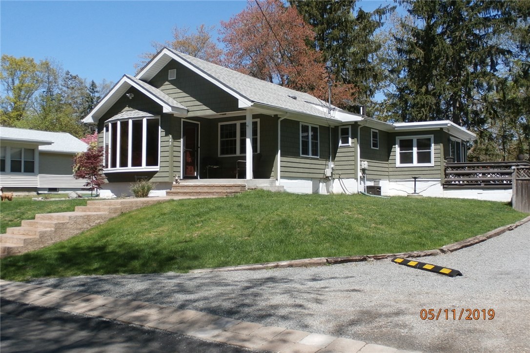 108 Lakeland Road Cranston, RI 02910 - Photo 3 of 31 FRONT EXTERIOR RIGHT