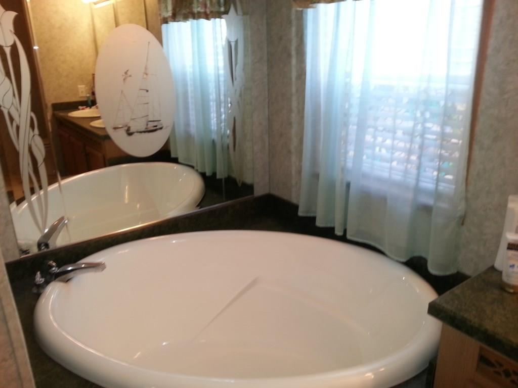 667 Coles Hill Road Wells, ME 04090 - Photo 10 of 17 Large Soaking Tub