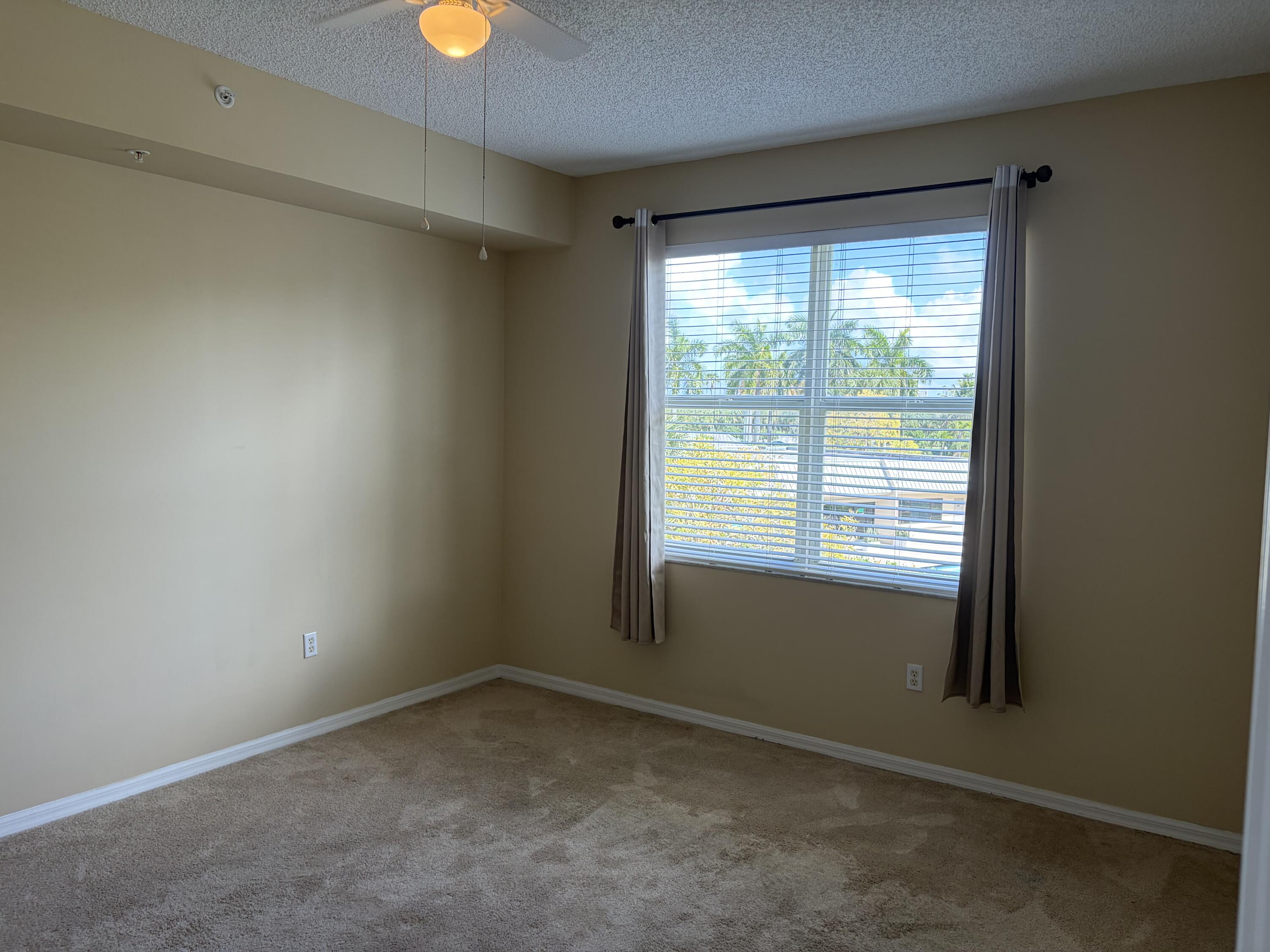 27 Royal Palm Way, Unit 304 Boca Raton, FL 33432 - Photo 8 of 26 IMG_6172