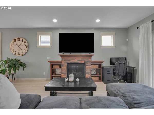 $590,000 | 1068 Southeast Kingfisher Lane, Gresham, OR 97080