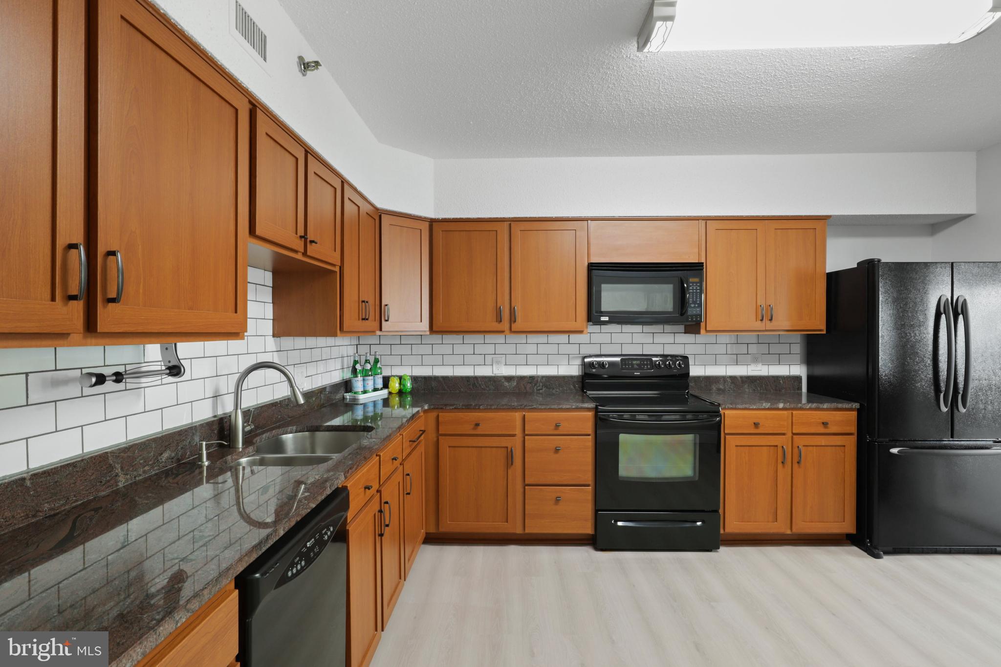 5501 Seminary Road, Unit 1904S Falls Church, VA 22041 - Photo 4 of 48 Gallery Image 4
