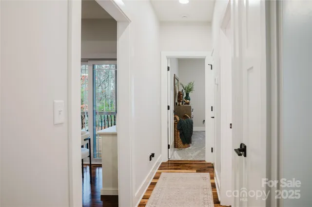 $565,000 | 140 Gosling Drive, Hendersonville, NC 28792