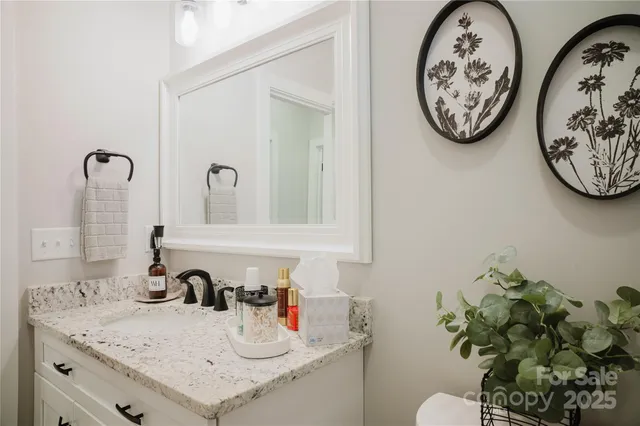 $565,000 | 140 Gosling Drive, Hendersonville, NC 28792