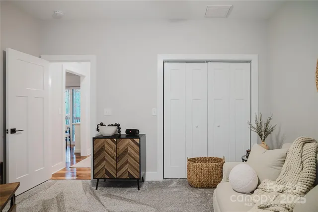 $565,000 | 140 Gosling Drive, Hendersonville, NC 28792