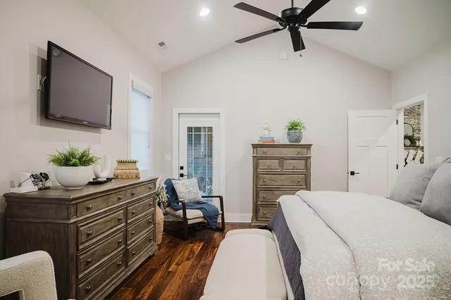 $565,000 | 140 Gosling Drive, Hendersonville, NC 28792