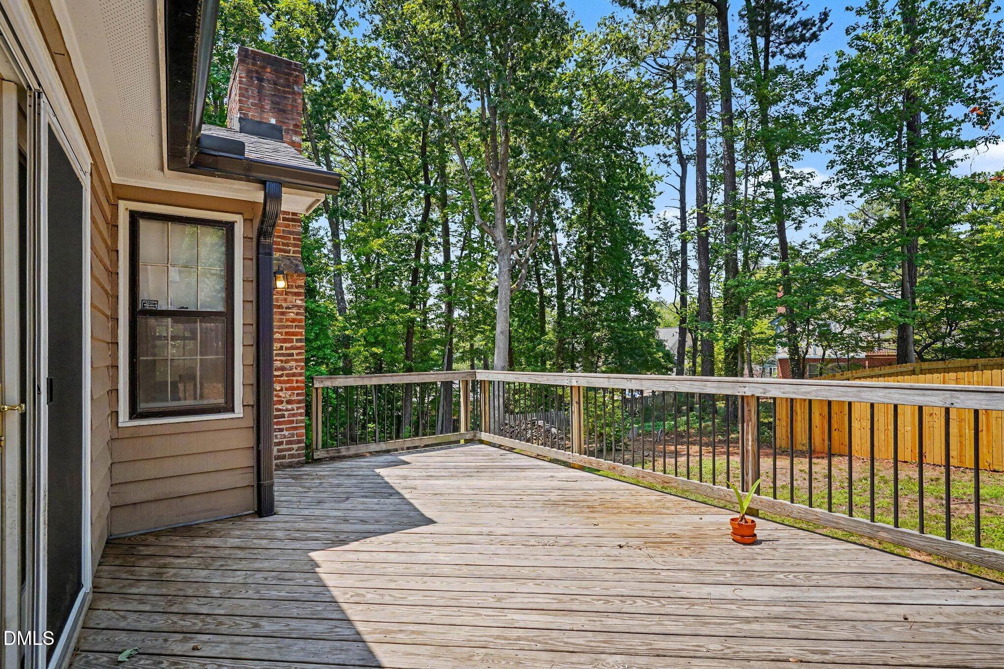405 Lynchester Court Raleigh, NC 27615 - Photo 19 of 28 022_file_4051