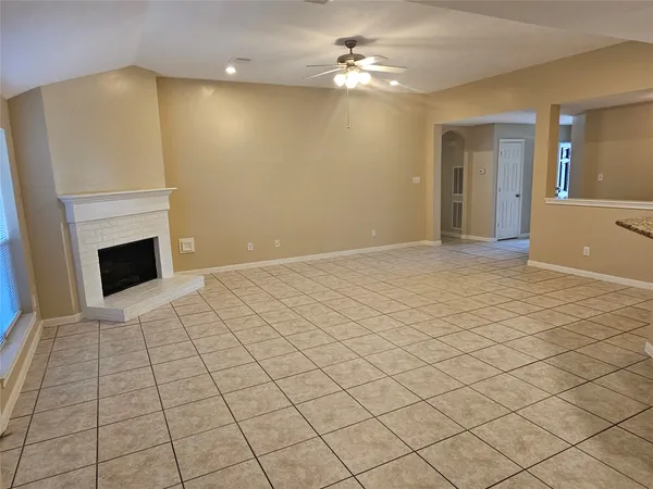 $2,250 | 3314 D H Watkins Drive, Deer Park, TX 77536