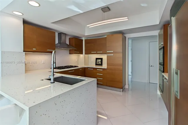 $11,500 | 3535 South Ocean Drive, Unit 705, Hollywood, FL 33019