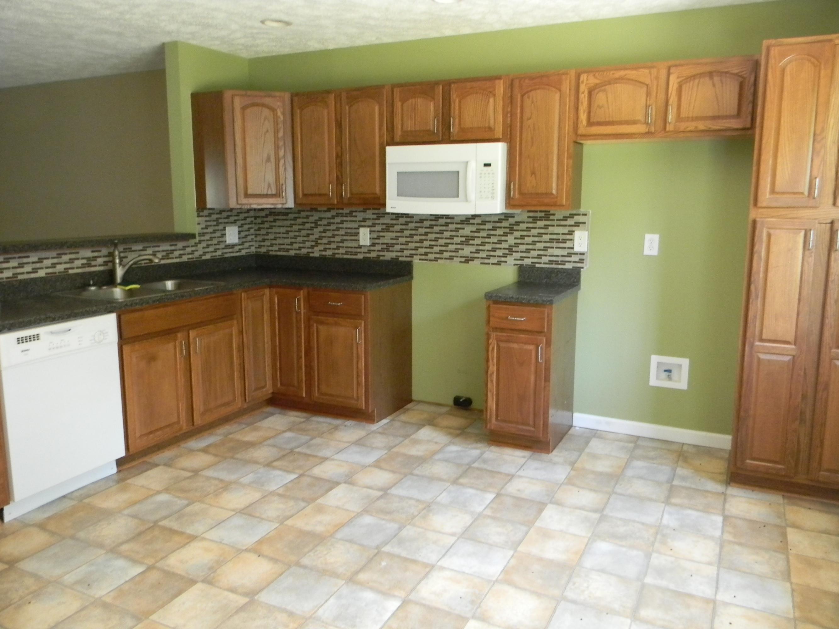 1342 Cinnamon Ridge Road Moneta, VA 24121 - Photo 4 of 23 Kitchen