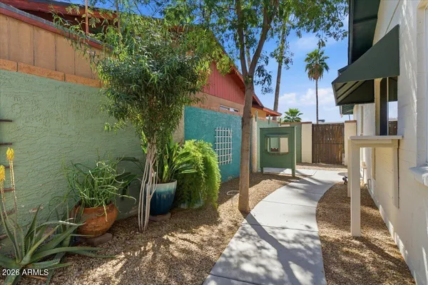 $528,500 | 1208 West Loughlin Drive, Chandler, AZ 85224