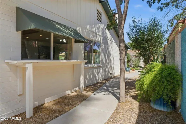$528,500 | 1208 West Loughlin Drive, Chandler, AZ 85224