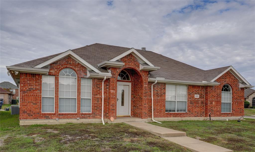 2215 West Thoroughbred Dr  