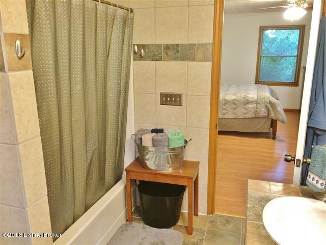 1578 Center Point Road White Mills, KY 42788 - Photo 26 of 38 16