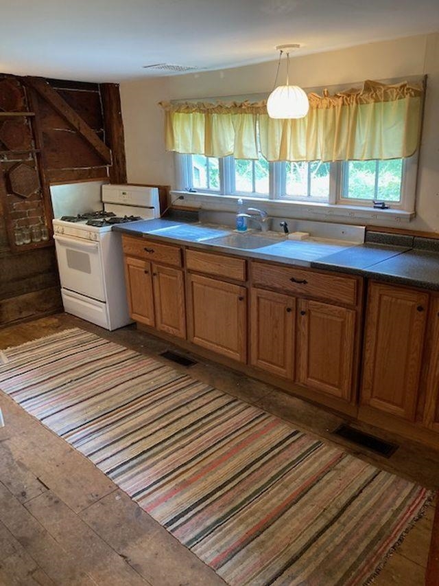 1662 Black Mountain Road Dummerston, VT 05301 - Photo 2 of 35 Gallery Image 2