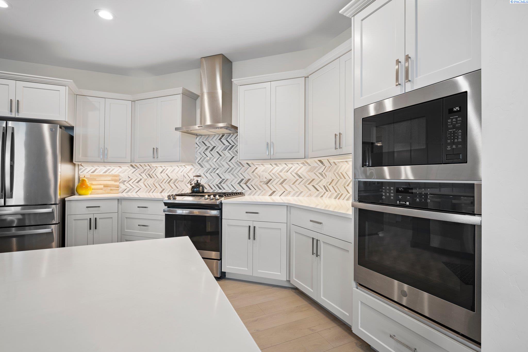 86710 East Calico Road Kennewick, WA 99338 - Photo 14 of 48 Gallery Image 14