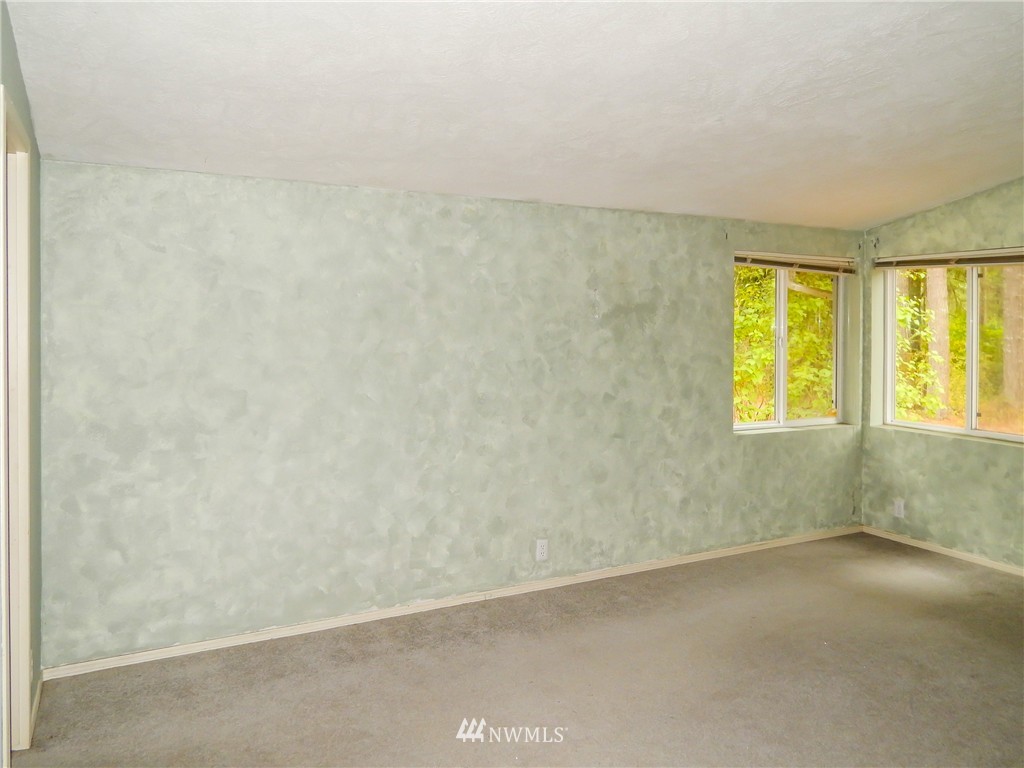 3704 Sapp Road Southwest Olympia, WA 98512 - Photo 12 of 25 Gallery Image 12