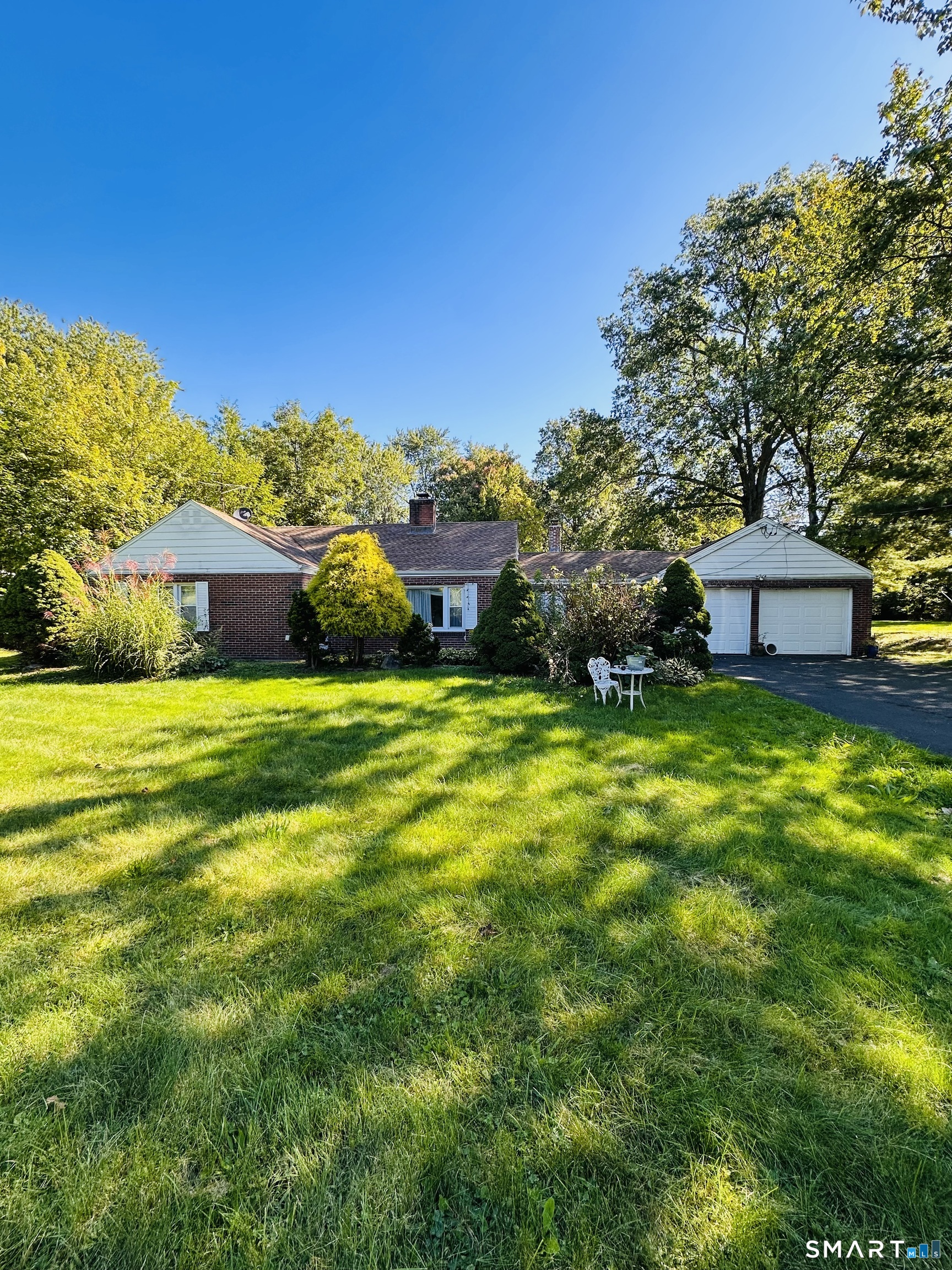 53 2 Mile Road Farmington, CT 06032 - Photo 1 of 9 Gallery Image 1