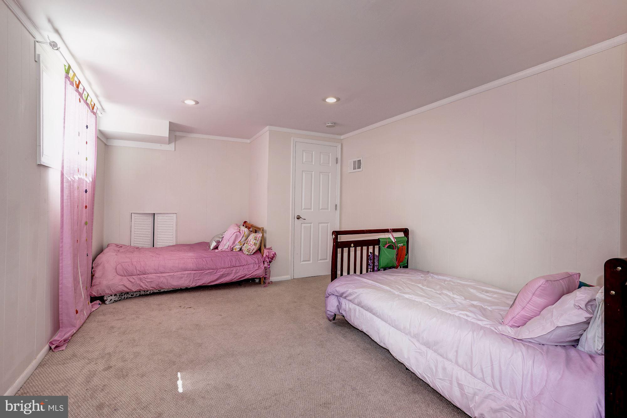 8924 Victoria Road Springfield, VA 22151 - Photo 42 of 62