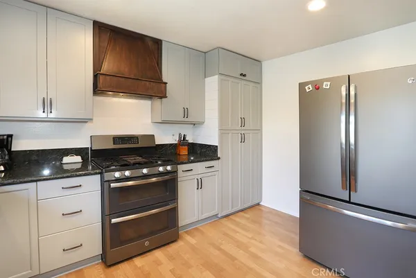 $949,888 | 1811 East Vermont Avenue, Anaheim, CA 92805