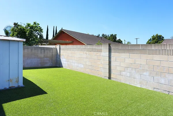 $949,888 | 1811 East Vermont Avenue, Anaheim, CA 92805