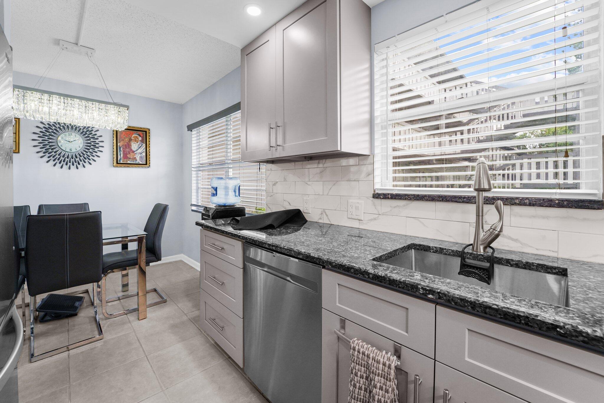 10 Suffolk A Boca Raton, FL 33434 - Photo 13 of 27 14-web-or-mls-DSC02172