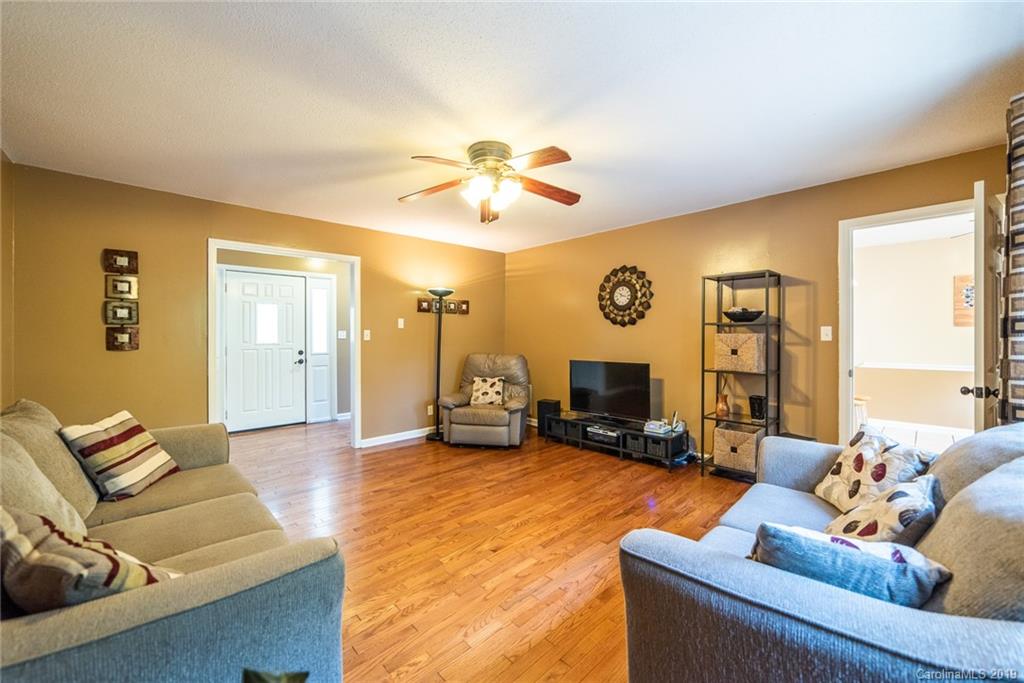 7708 Radin Road Waxhaw, NC 28173 - Photo 5 of 41 Gallery Image 5