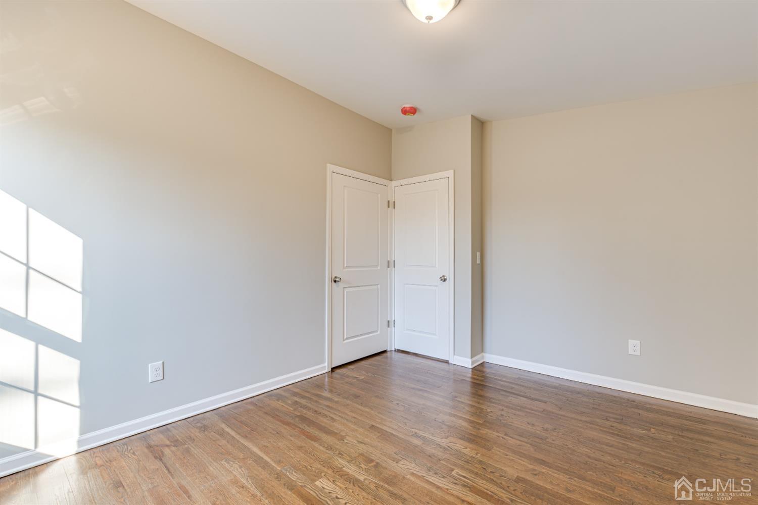 30 Kenlen Drive Edison, NJ 08817 - Photo 17 of 28 Gallery Image 17