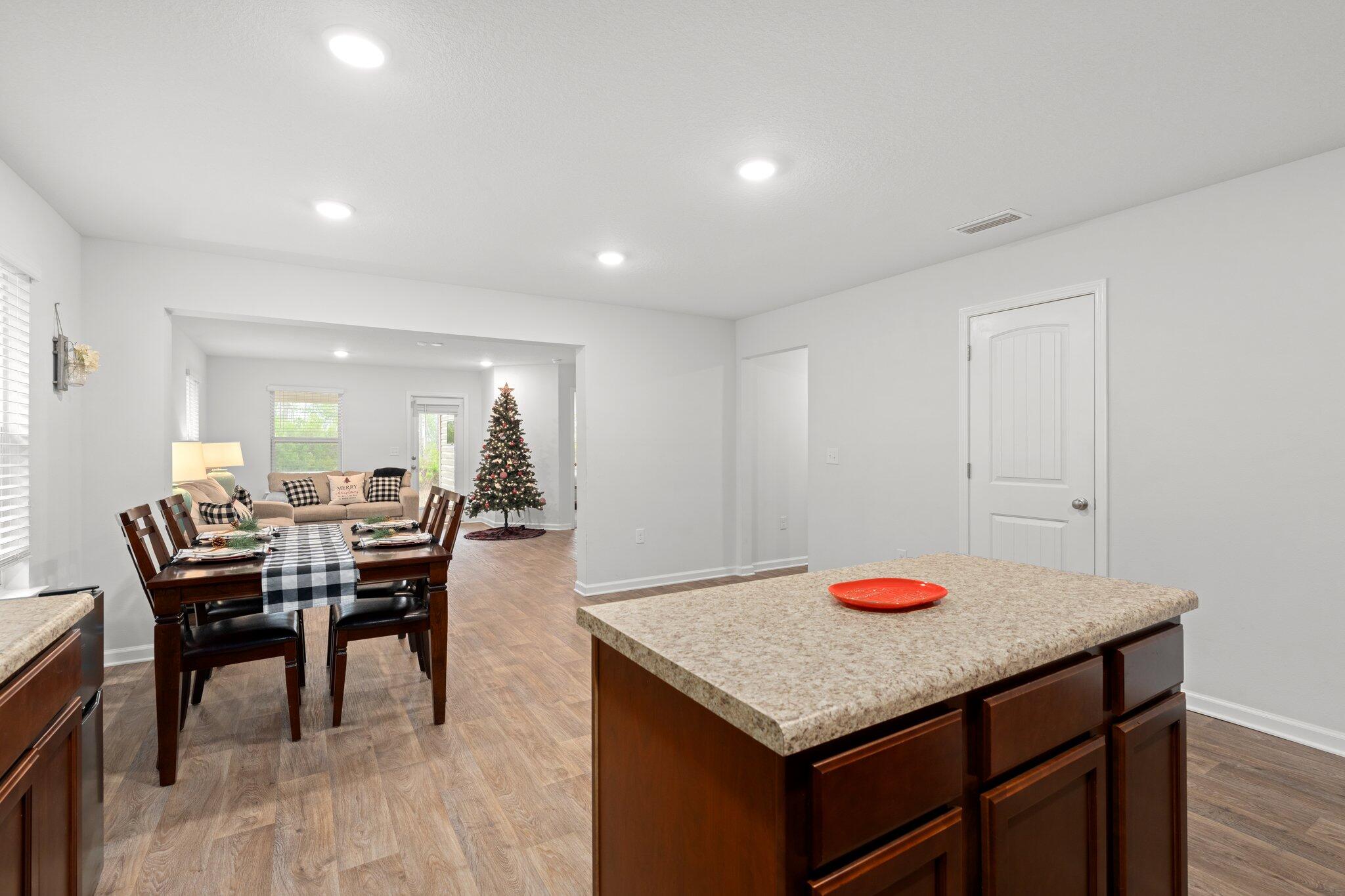 132 Merrion Road Southport, FL 32409 - Photo 11 of 34 12-web-or-mls-132-merrion-rd