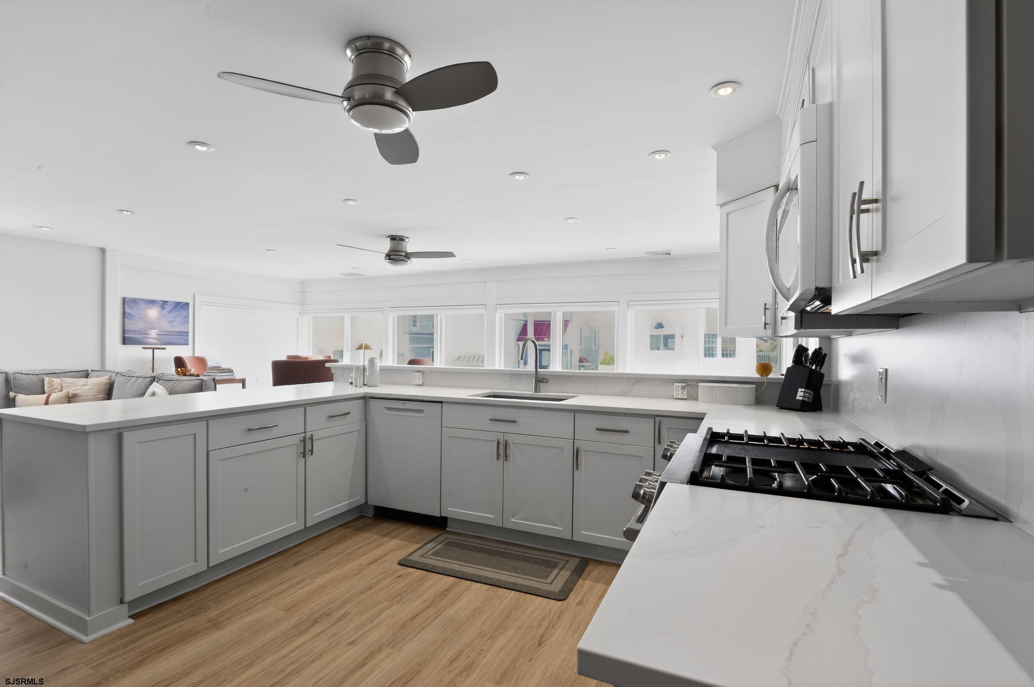17 East Vincent Avenue Strathmere, NJ 08248 - Photo 13 of 30