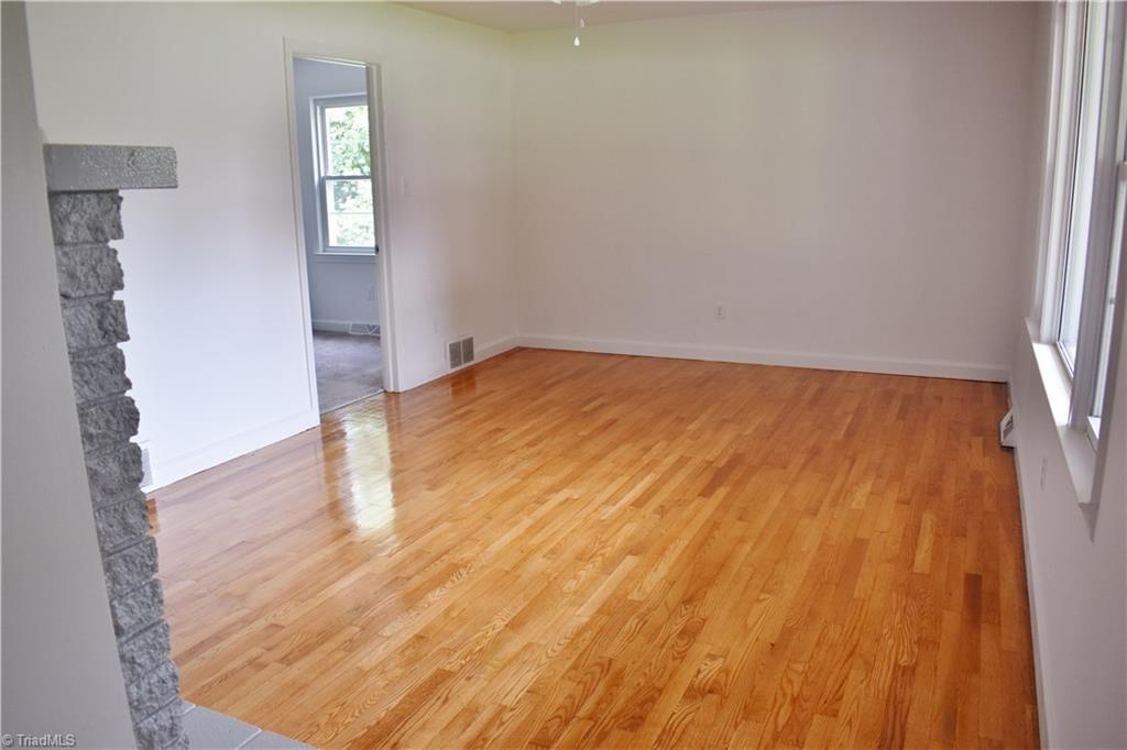 1464 Fancy Gap Road Mount Airy, NC 27030 - Photo 7 of 27 Living Room