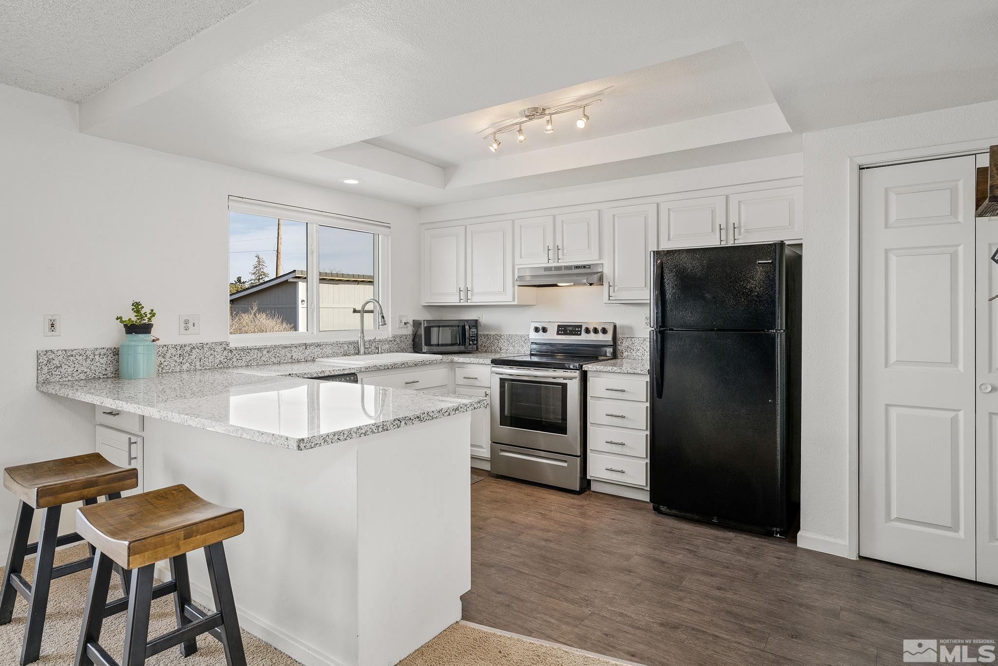 8395 Mohawk Lane Reno, NV 89506 - Photo 5 of 17 Photo 5