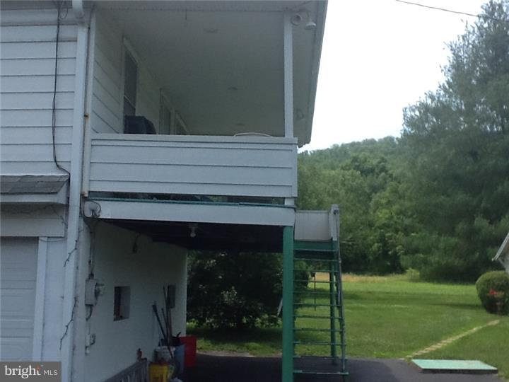 504 Old River Road Birdsboro, PA 19508 - Photo 3 of 22 Porch